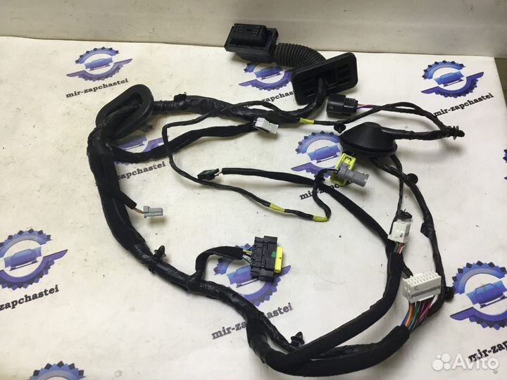 Проводка передней левой двери Hyundai Tucson 3