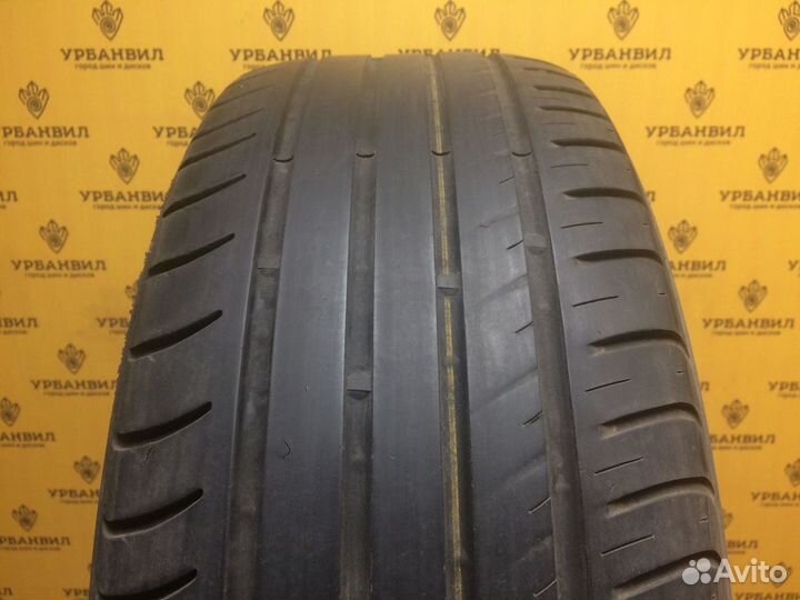 Viatti Strada Asimmetrico V-130 215/55 R17