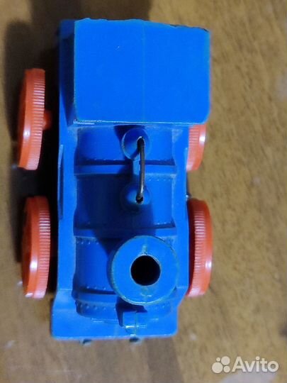 Паровозик с ключом игрушка СССР