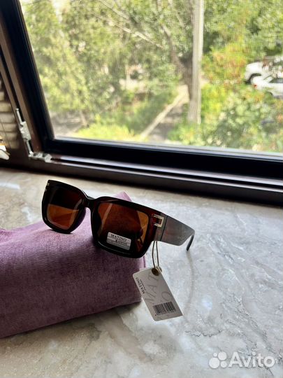 Солнцезащитные очки. 2 модели