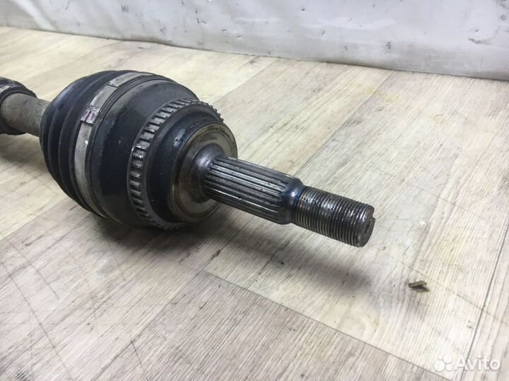 Привод Toyota Ipsum M20 рестайлинг (2003—2009)