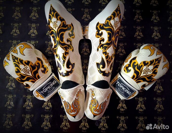 Боксерские перчатки Top King