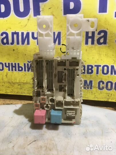 Блок предохранителей Toyota Yaris