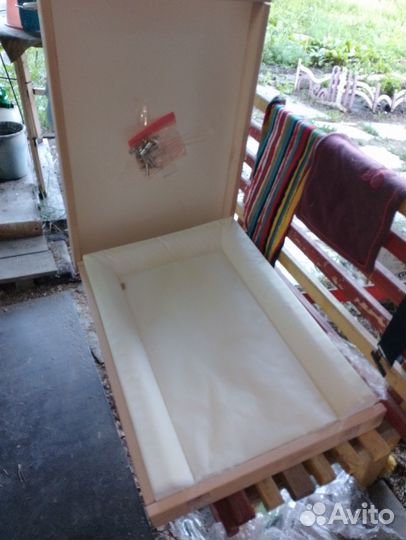 Продам пеленальный столик с матрасиком