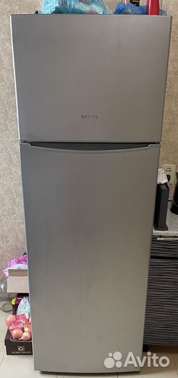 Холодильник vestel