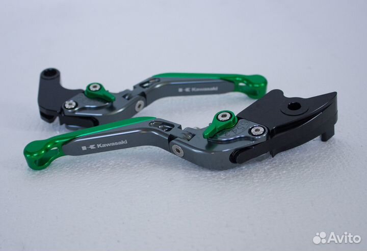 Рычаги тормоза и сцепления на мото тюнинг Kawasaki