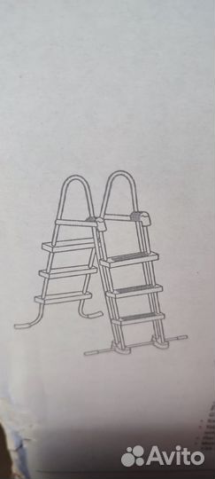 Лестница для бассейна