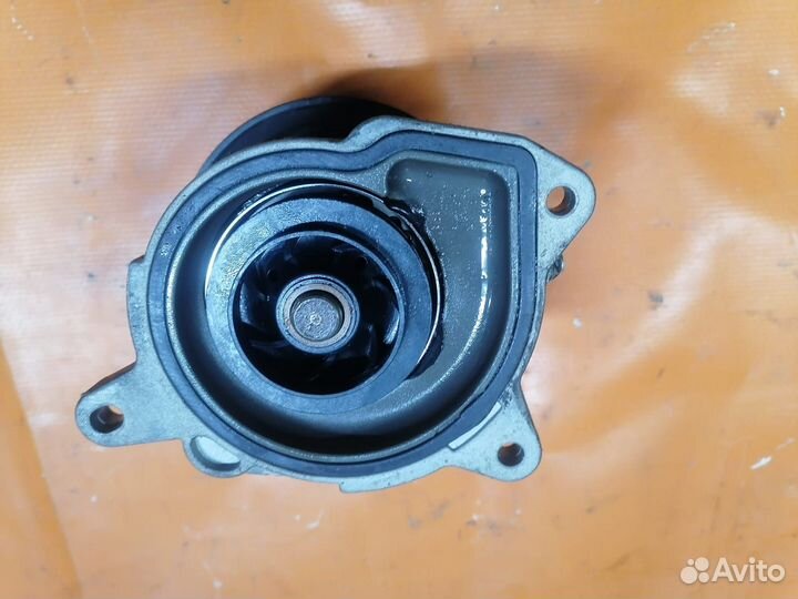 Водяной насос помпа Vag 1,2 Tsi CBZ