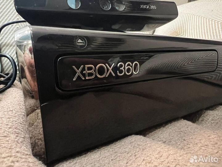 Xbox 360 (LT 3.0) 2 геймпада, kinect