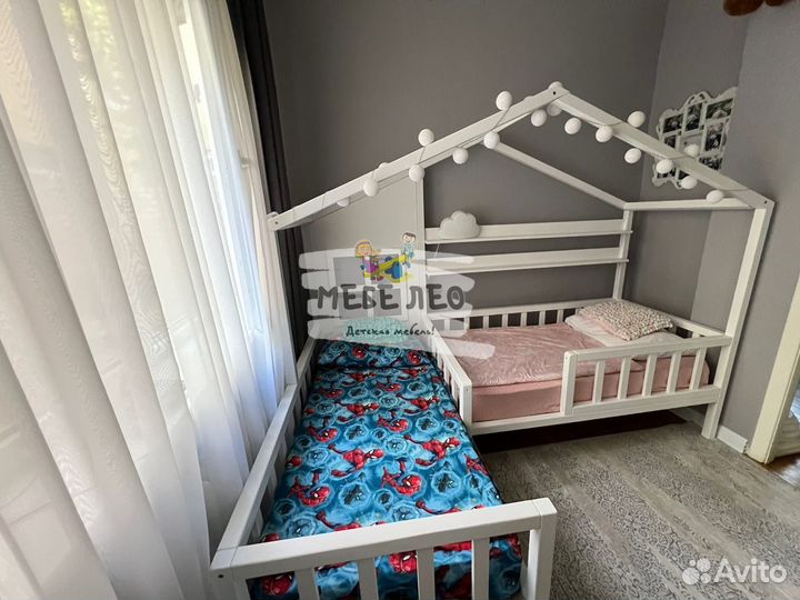 Кровать домик