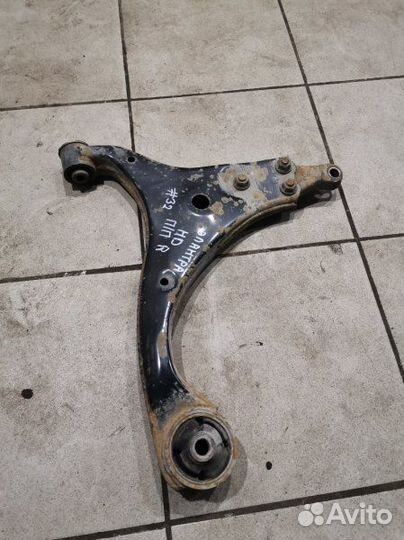 Рычаг подвески передний правый Hyundai Elantra HD