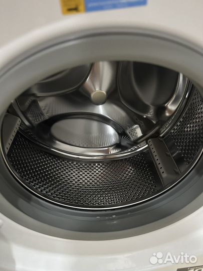 Стиральная машина. Узкая