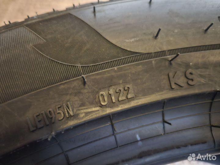 Pirelli Scorpion Winter 285/45 R22 и 325/40 R22 114V