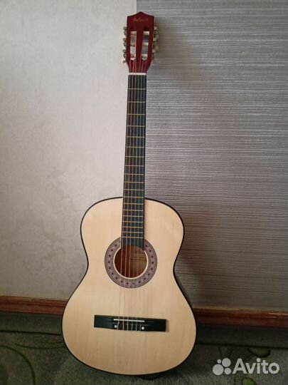 Классическая гитара шестиструнная бу