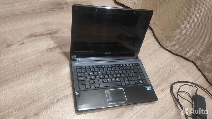 Asus ul80jt