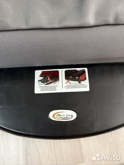 Шезлонг и игровой коврик