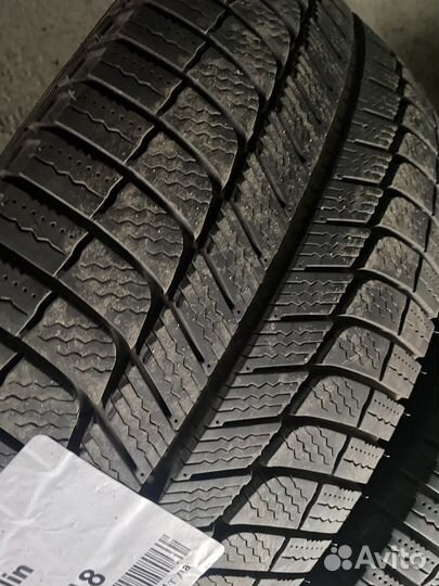 Michelin X-Ice 3 245/45 R18 100H