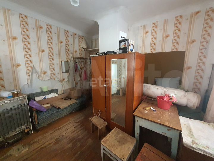 Комната 20 м² в 1-к., 1/2 эт.