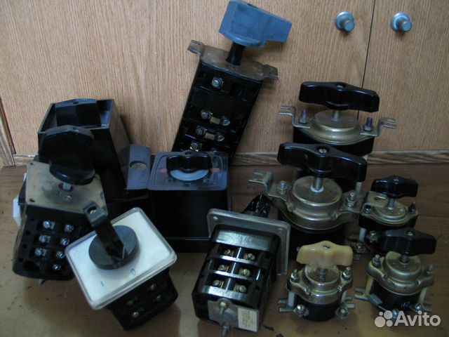 Кнопки, переключатели, тумблеры