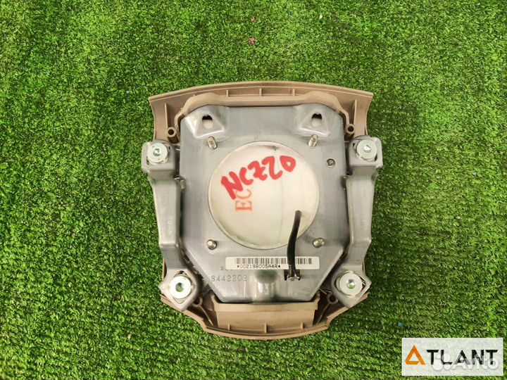 Airbag водительский toyota raum