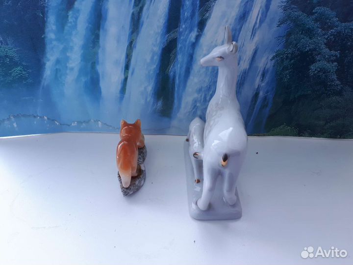Статуэтка СССР Олень с олененком фарфор