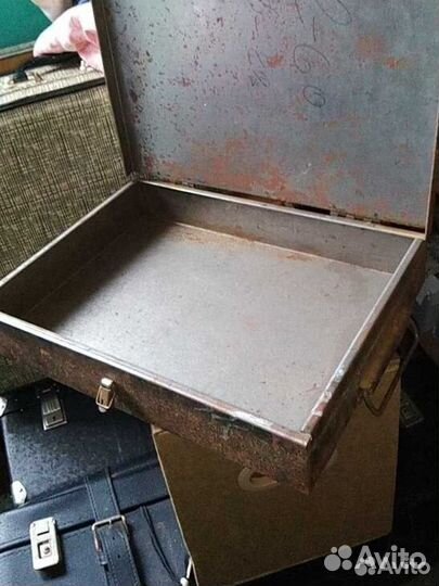 Ящик металлический, киловатники 2 шт