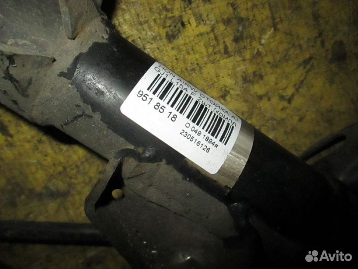 Стойка амортизатора на Honda Airwave GJ1 L15A