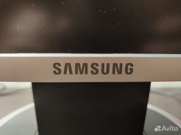 Монитор Samsung SyncMaster940n 2007