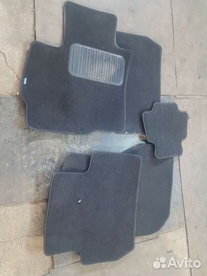 Коврики Mitsubishi Outlander