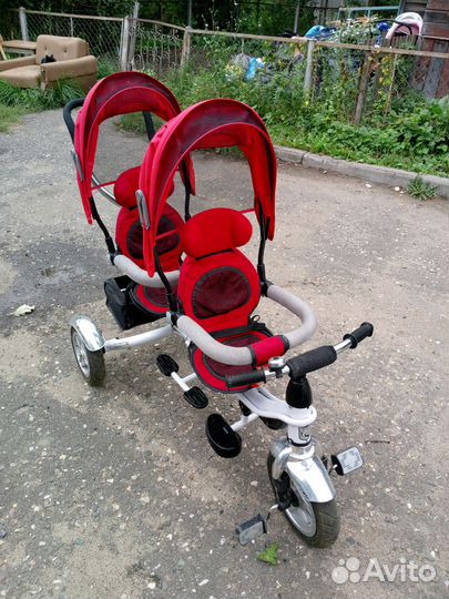 Детский трехколесный велосипед для двойни/погодок