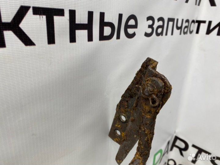 Ниша запаски Hyundai H-1 A1 D4CB 2.5 crdi 2003