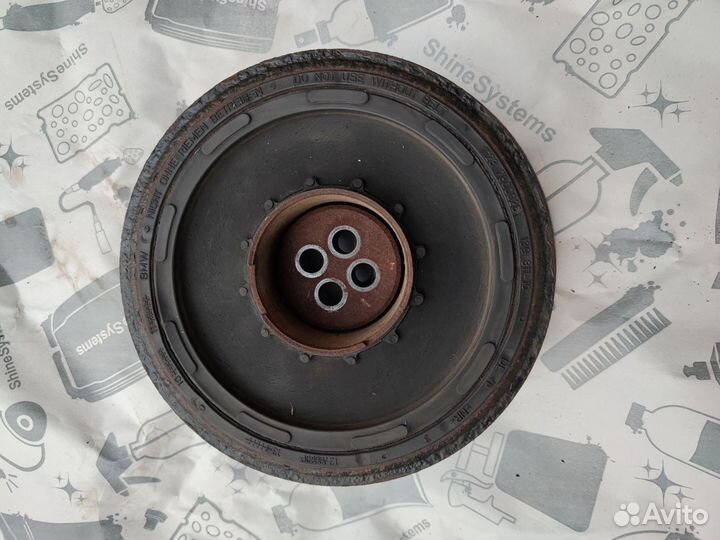 Шкив коленвала бмв Е71, демпфер