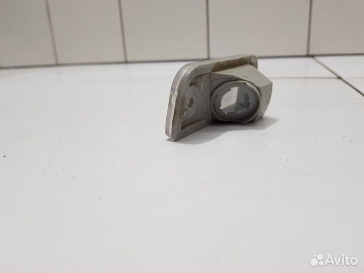 Фонарь подсветки номера левый