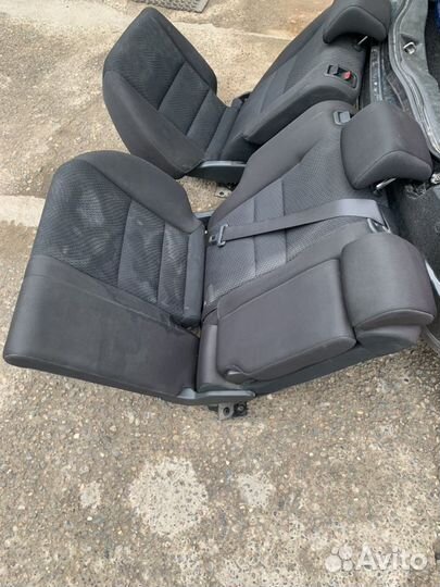 Honda Civic 5D задний ряд сидений