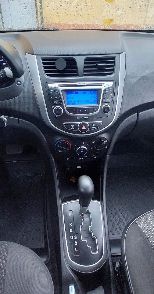 Hyundai Solaris: фото владельца