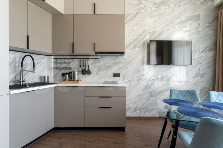 2-к. квартира, 54 м², 6/6 эт.