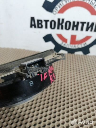 Динамик задний правый Hyundai Terracan HP D4BH