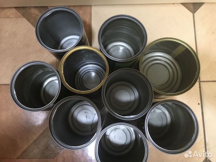 Банки пустые жестяные (около 20-30шт)