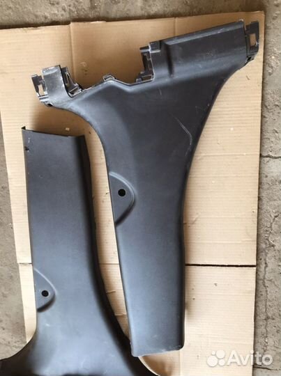 Накладка средней стойки Хонда CR-V3(751)