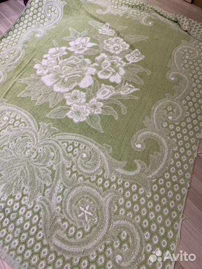 Махровая простынь