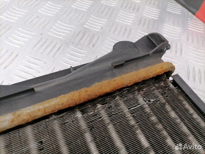 Радиатор основной для Audi A4 B5 8D0121251Q