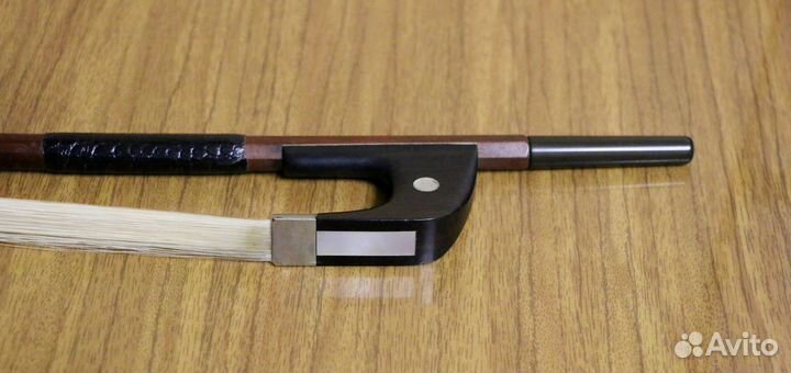 Смычок для контрабаса с футляром