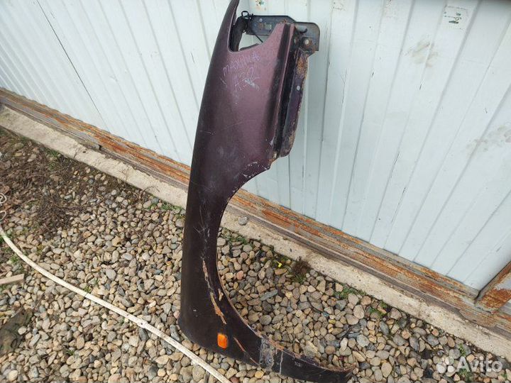 Крыло переднее правое Nissan Maxima A32 VQ20DE