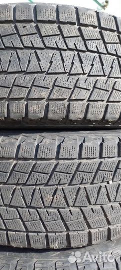 Bridgestone Blizzak DM-V1 265/65 R17