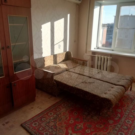 Комната 18 м² в 5-к., 4/5 эт.