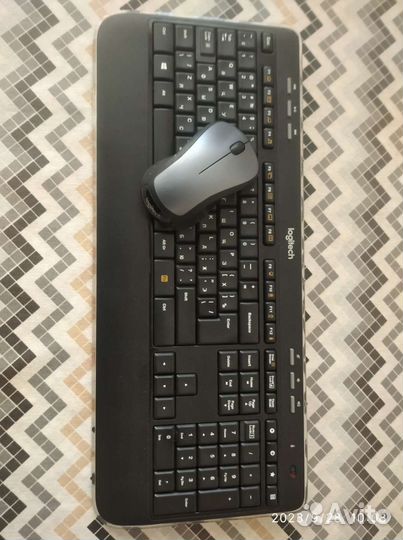 Клавиатура с мышкой беспроводные