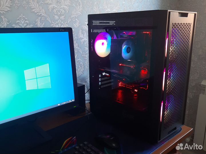 Компьютер в сборe