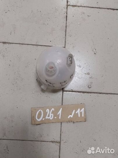 Бачок расширительный Mercedes A2225000549