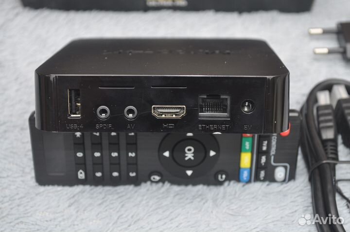 Смарт приставка SMART tv box android