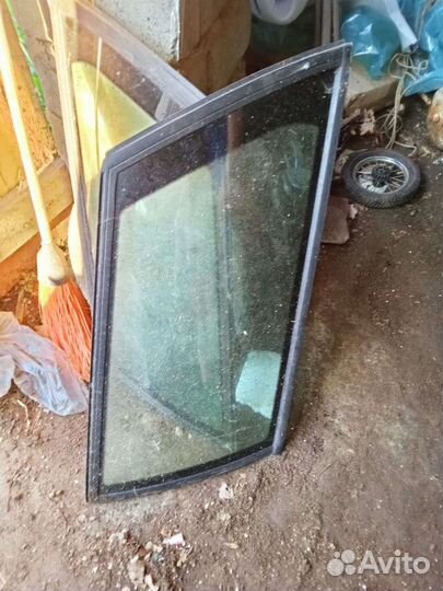 Стекло Volkswagen Passat b4 универсал
